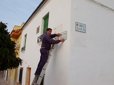 20070220174419-nuevas-placas-para-las-calles-de-lopera.jpg