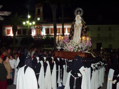 20080315113129-procesion-viernes-dolores.jpg