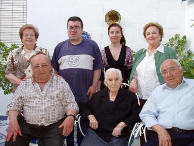 20080506103907-francisca-rodriguez-cumple-107-anos.jpg