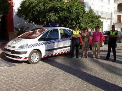 20080716201734-nuevo-vehiculo-policia-local.jpg