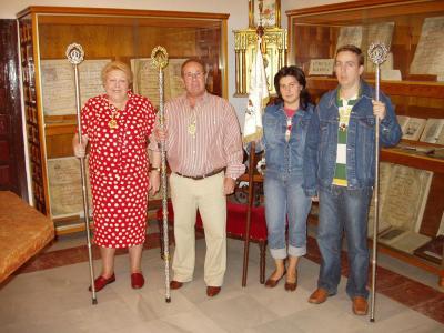 20081009162911-copia-de-nuevos-hermanos-mayores-san-isidro-labrador.jpg
