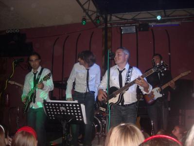 20081127161938-concierto-homenaje-a-los-beatles-en-lopera.jpg