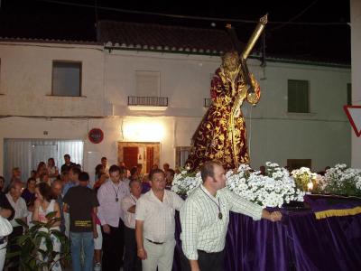 20090915094829-copia-de-procesion-ntro.-padre-jesus.-calle-nueva.jpg