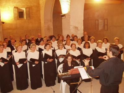 20090921111947-copia-de-concierto-orfeon-cajasur-en-lopera.jpg