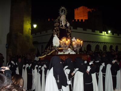 20100327100313-copia-de-procesion-viernes-de-dolores.jpg
