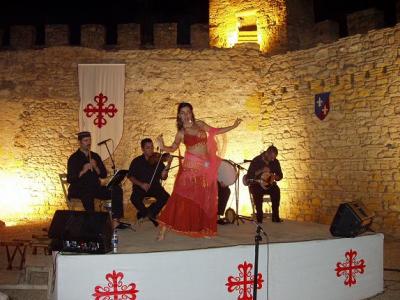 20100717100004-taberna-medieval-de-las-tres-culturas-i.jpg