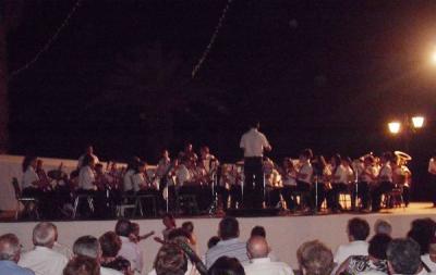 20100818184911-concierto-jardin-municipal.jpg