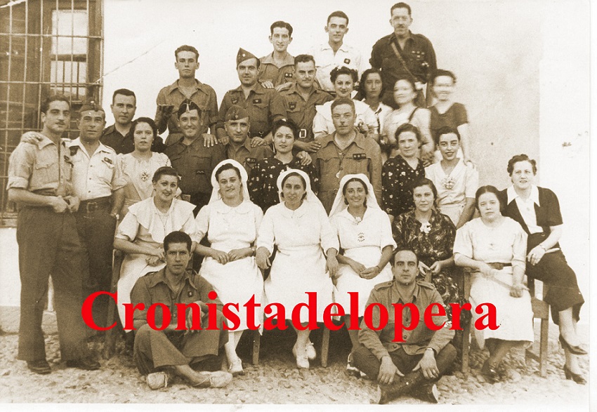 20150207094541-mandos-y-grupo-de-auxilio-social-1937-copia.jpg